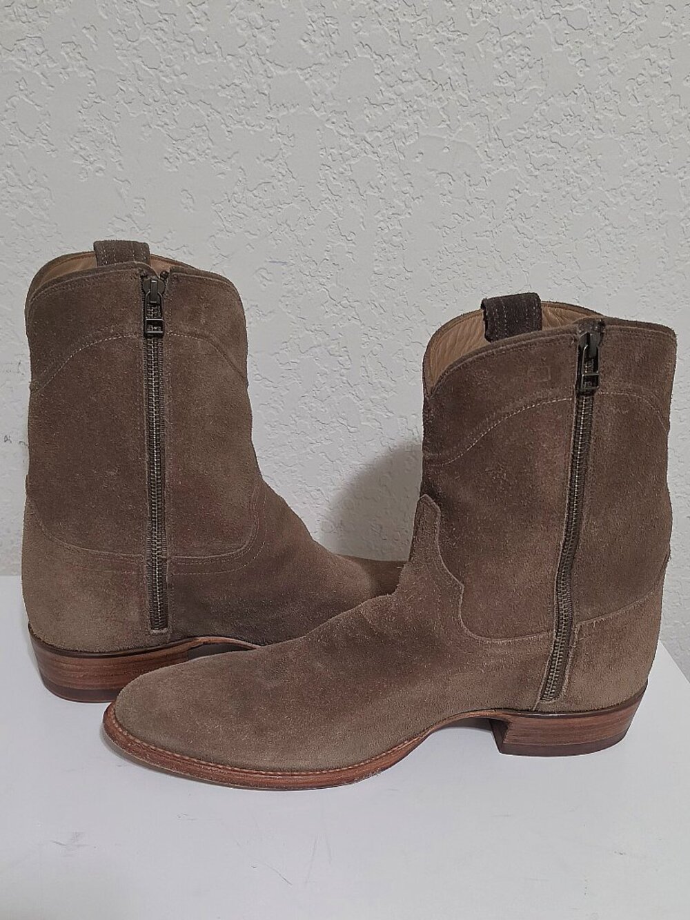 Tecovas - The Dean - Suede Zipper Boots - Granite Colorway